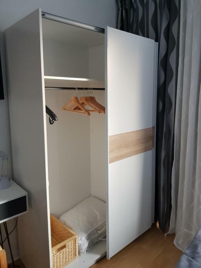 Neues, Ruhiges Apartment Nordic In Duesseldorf-Nord Luaran gambar